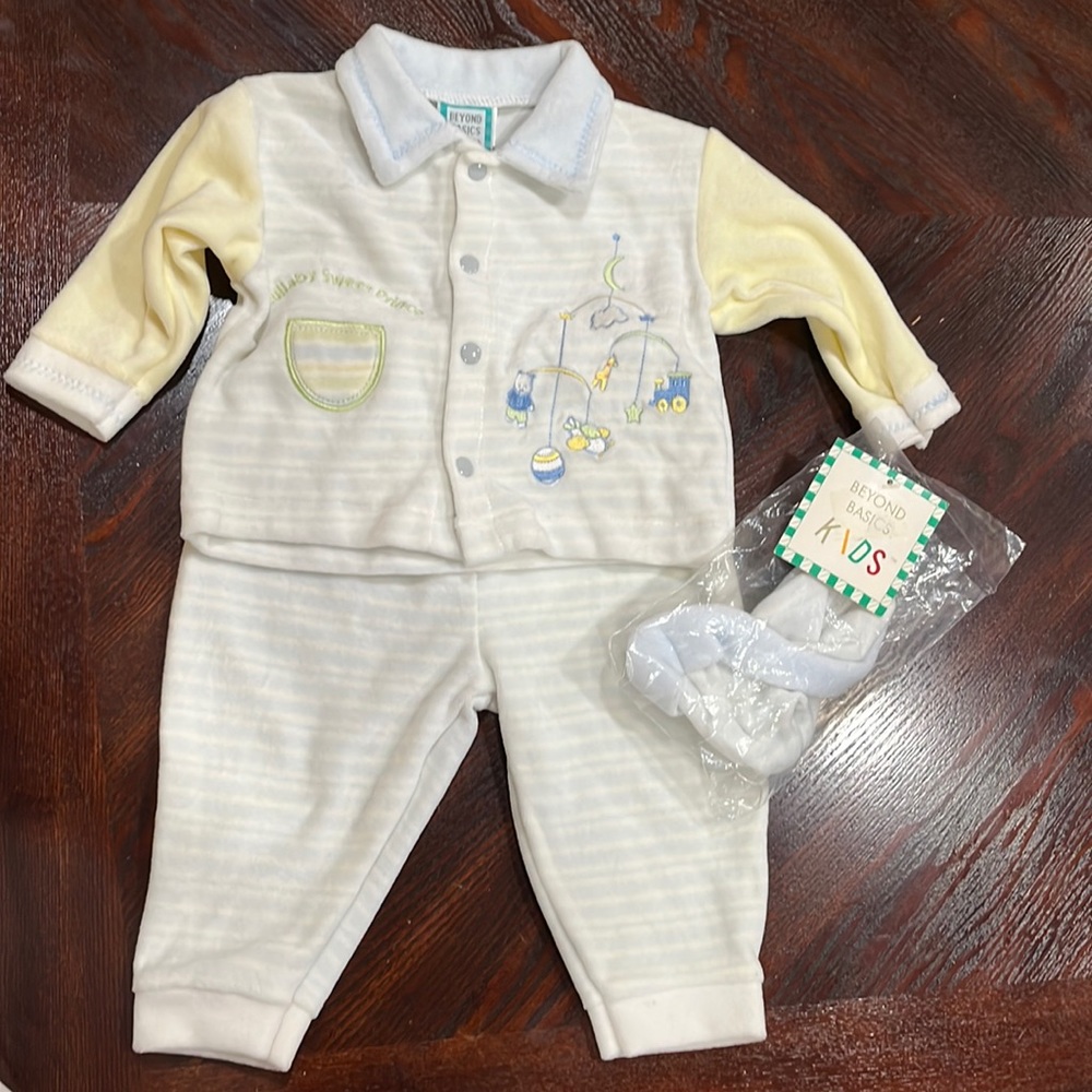 Beyond Basics Kids 3 piece 3-6 months
